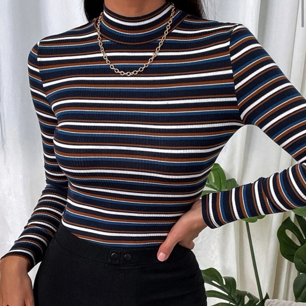 Long sleeve SHEIN top never worn